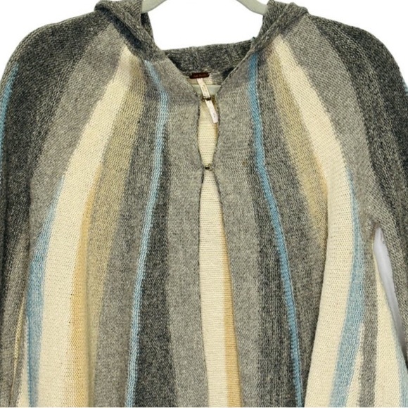 Free People Aztec Striped Fringe Open Front Hoodie Gorpecore Cardigan 3153 - Picture 3 of 7